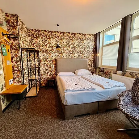 Apartahotel Aappartel 3*